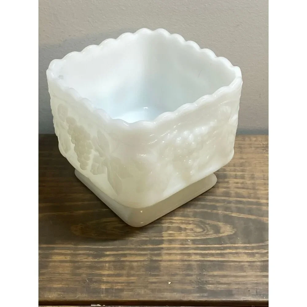 VTG Anchor Hocking Harvest Grape Square Scalloped Milk Glass Pedestal Planter